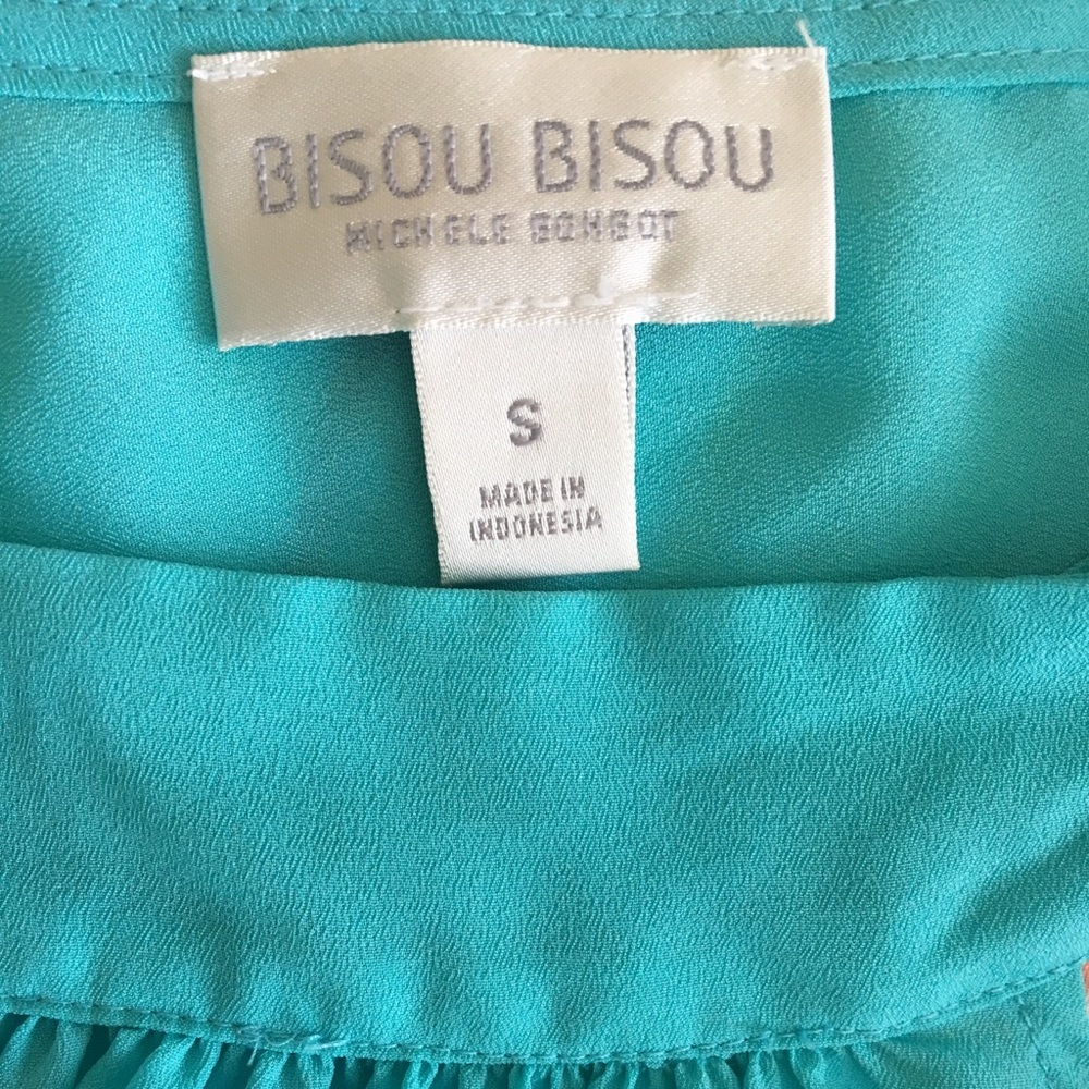 🎉 Cute Halter top from Bisou Bisou 🦋 - Picture 7 of 8